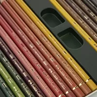 مداد رنگی 60 رنگ پلی کروم فابرکاستل مدل Tin of 60 - 110060